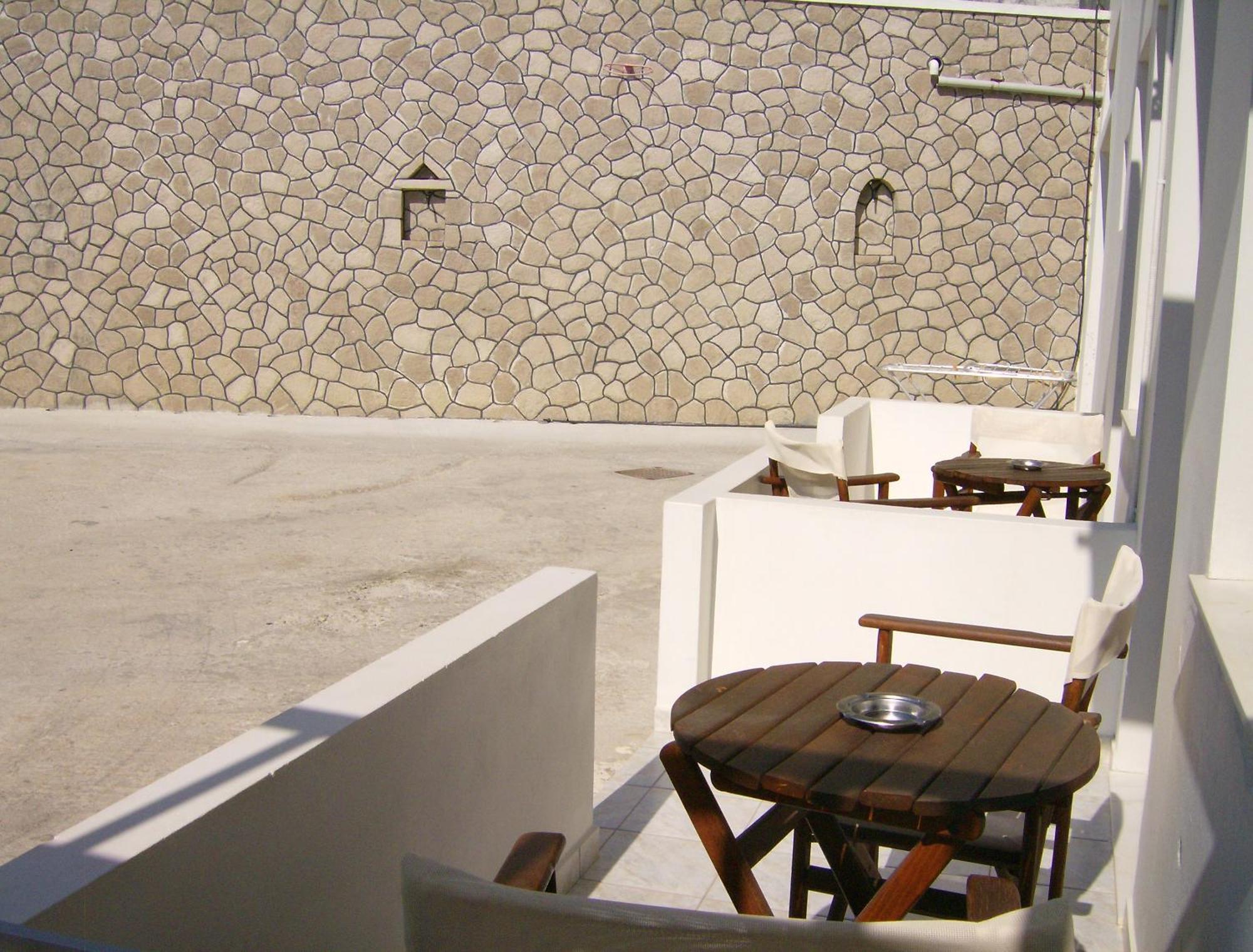 Katerina Apartments Triovasálos Dış mekan fotoğraf