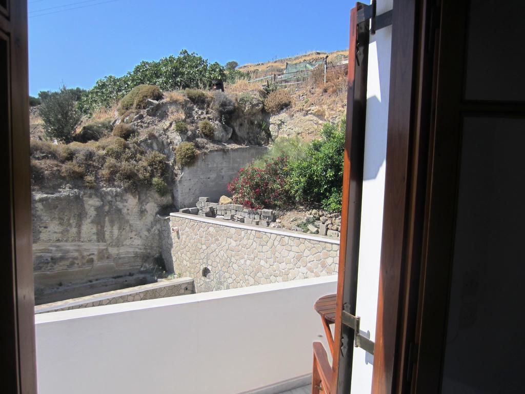 Katerina Apartments Triovasálos Dış mekan fotoğraf