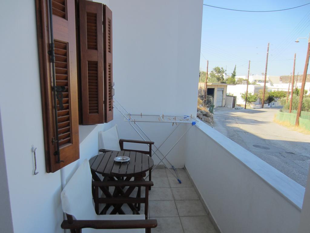 Katerina Apartments Triovasálos Dış mekan fotoğraf