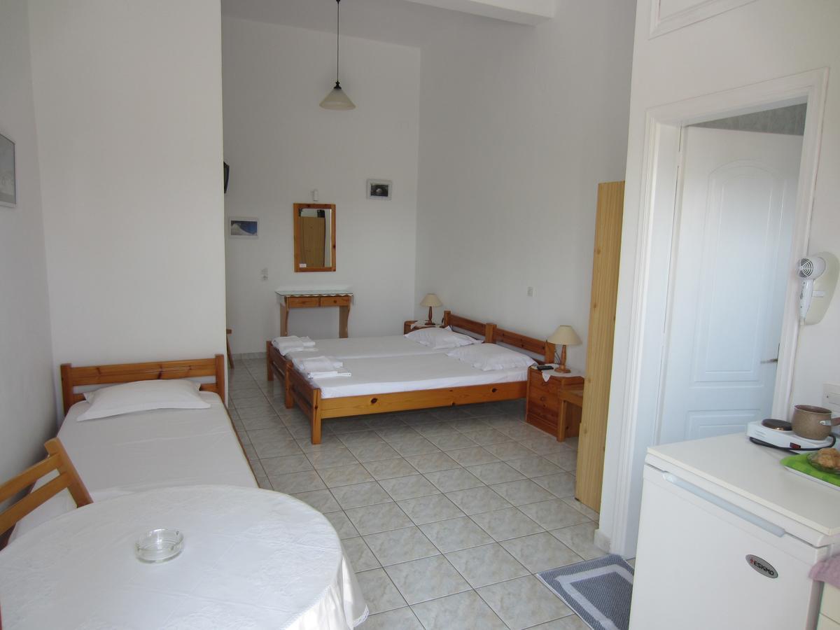 Katerina Apartments Triovasálos Dış mekan fotoğraf